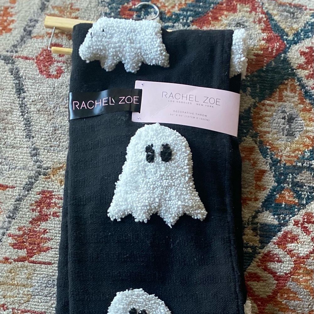 Rachel Zoe Ghost Blanket + TikTok Famous